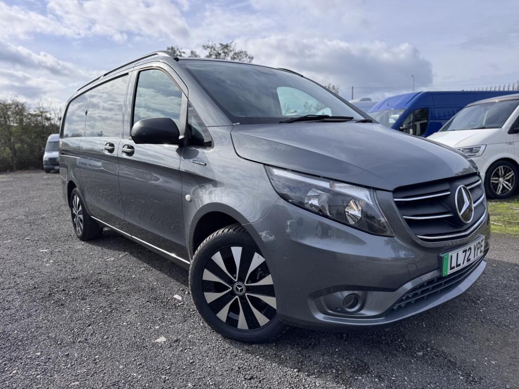 MERCEDES-BENZ EVITO 116 e 66kWh Premium LWB Electric Van. 17996 Miles. Leather. Appleplay. AC 2023