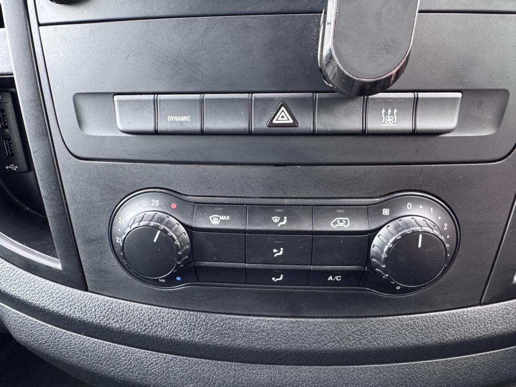 MERCEDES-BENZ EVITO 116 e 66kWh Premium LWB Electric Van. 17996 Miles. Leather. Appleplay. AC 2023