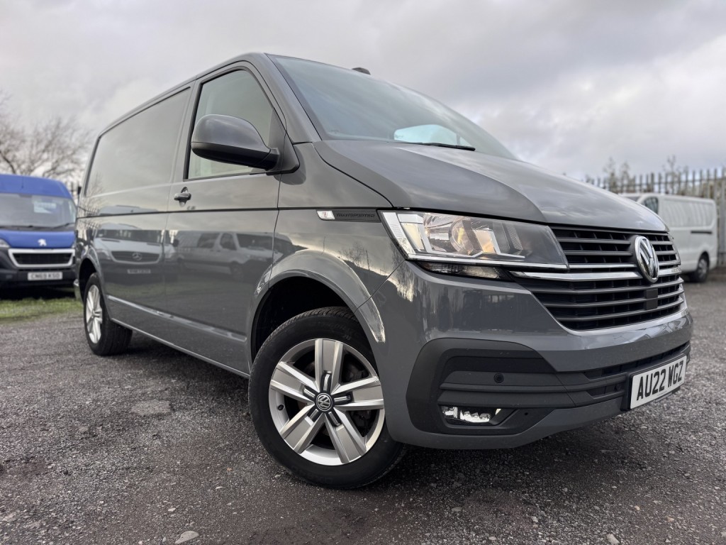 View VOLKSWAGEN TRANSPORTER 2.0 TDI T32 Highline 150. Pure Grey. FSH. Appleplay. Cruise. AC.