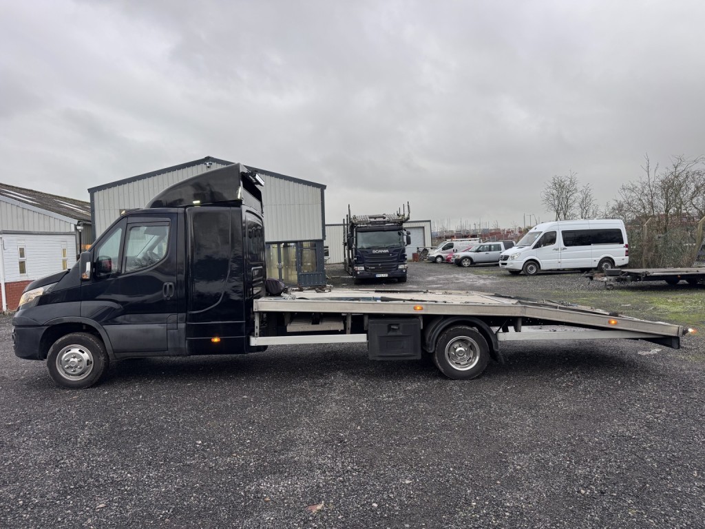 View IVECO DAILY 50-180 Recovery Truck. Sleeper Cab.  Winch. Aluminium deck. 