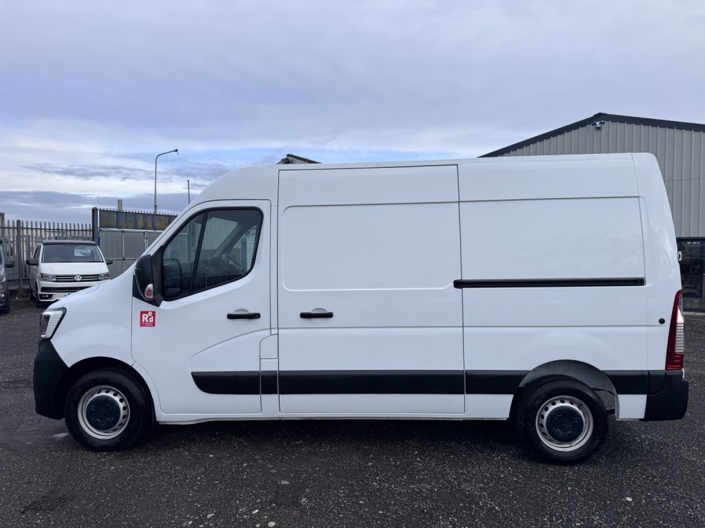 View RENAULT MASTER 35 ZE MWB Van. Electric van. Only 740 Miles. AC. Bluetooth