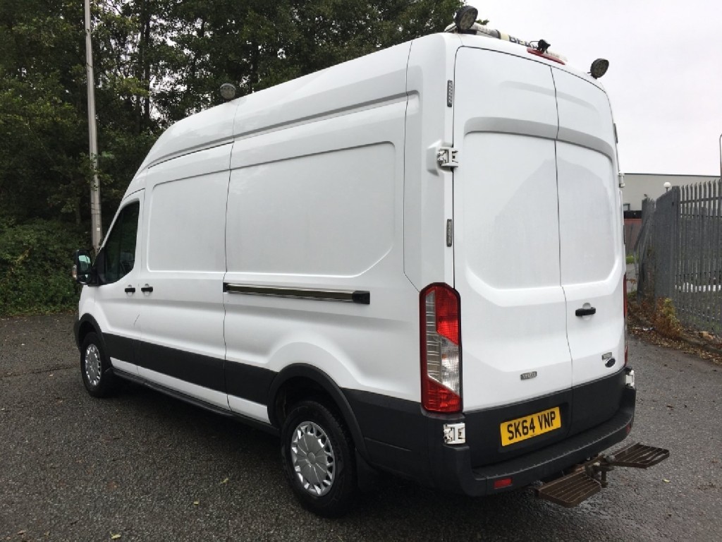 FORD TRANSIT TDCi 125 RWD L3H3 LWB + 110v Inverter. 2014