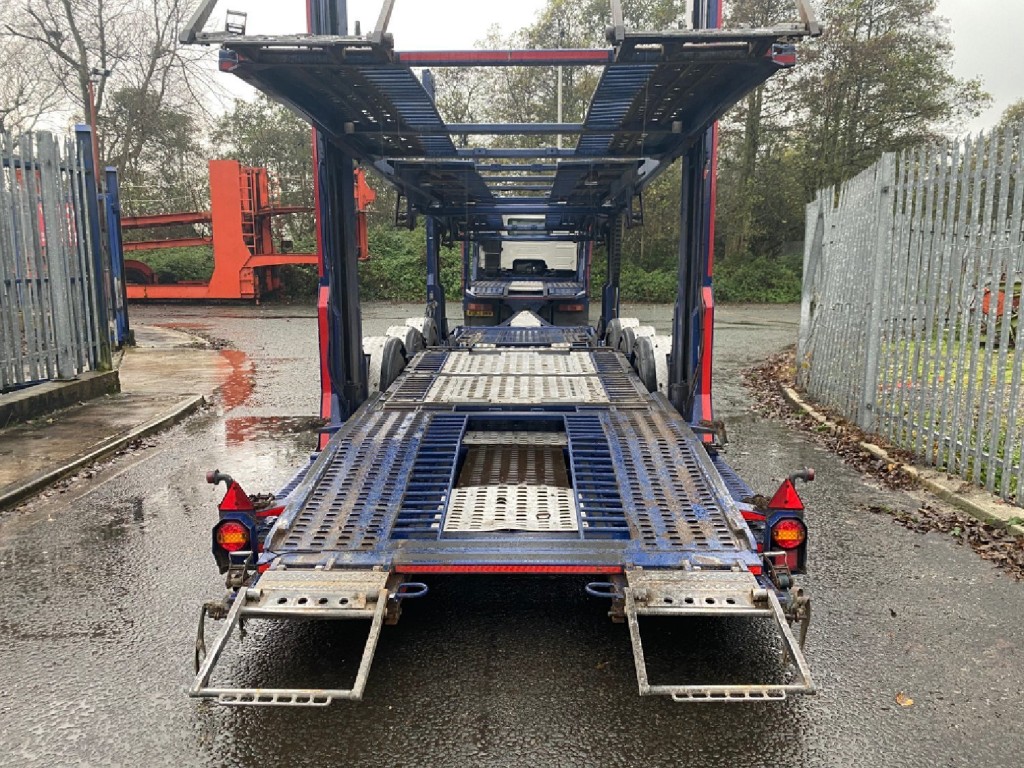 VOLVO FM  6x2 with Transporter Engineering Car Transporter Trailer 2013