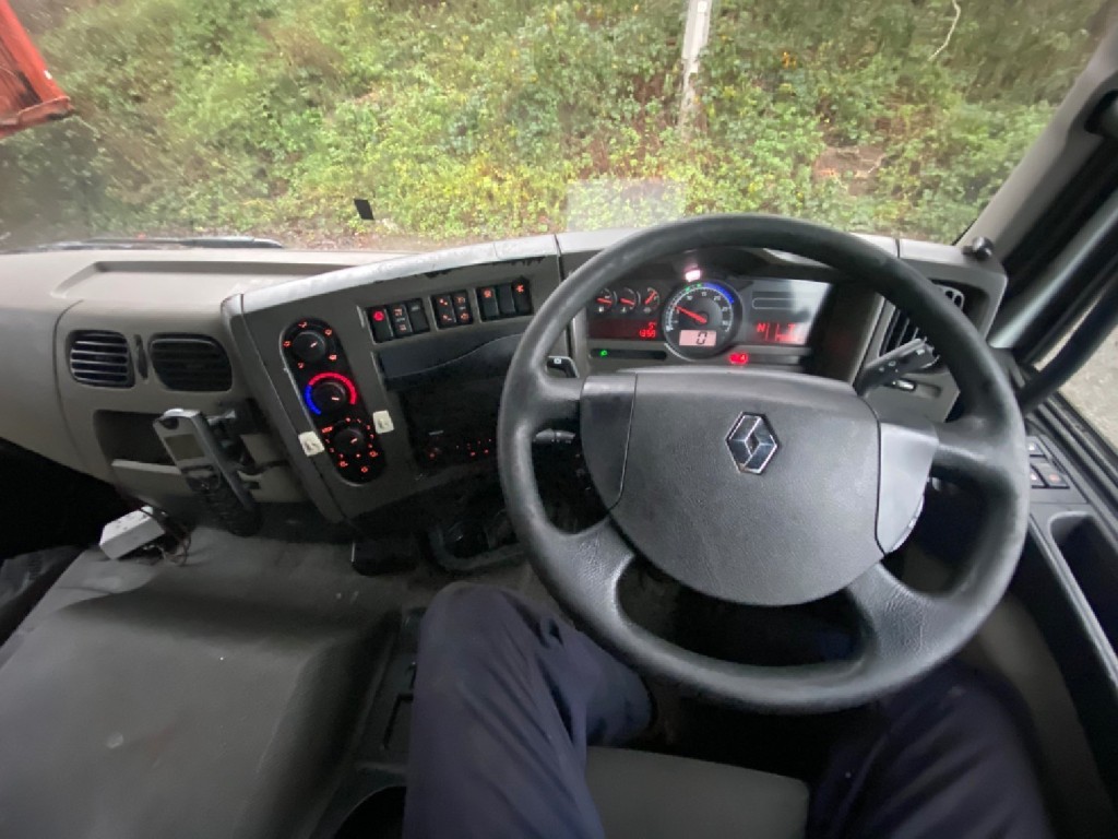 RENAULT PREMIUM 460 with 2011 Transporter Engineering EVO 4 Car Transporter 2011