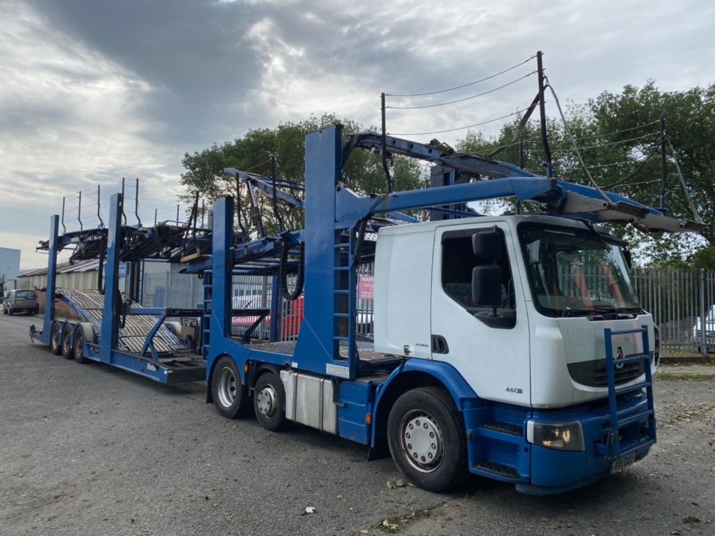 RENAULT PREMIUM 460 with 2011 Transporter Engineering EVO 4 Car Transporter 2011