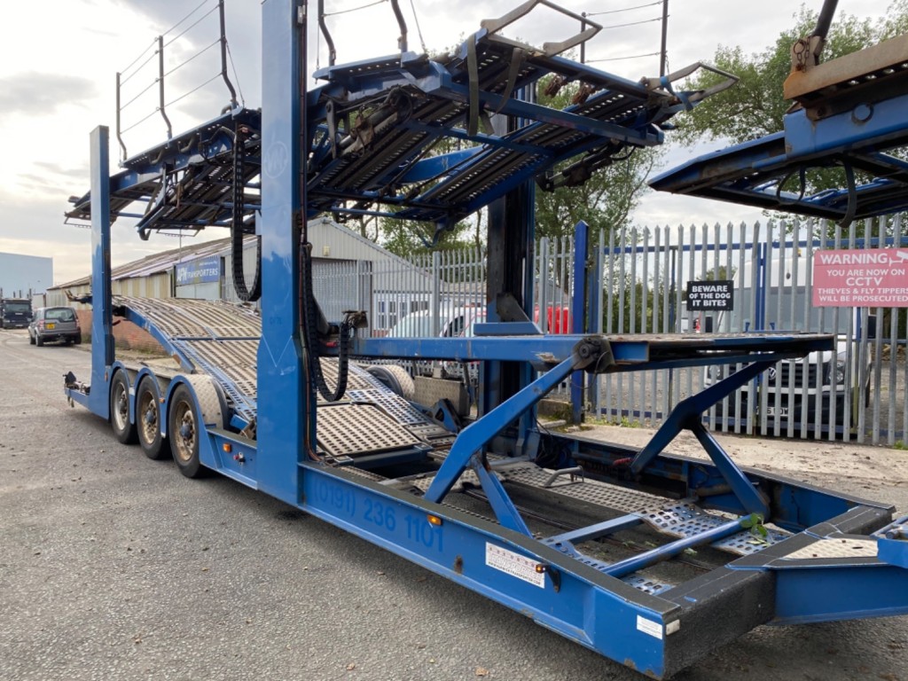 RENAULT PREMIUM 460 with 2011 Transporter Engineering EVO 4 Car Transporter 2011