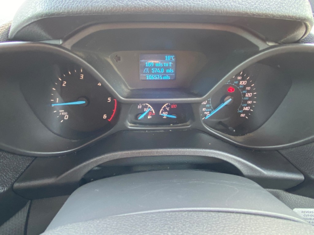 FORD TRANSIT CONNECT TDCi 95 L2H1 LWB 240 with 2500W Inverter and Handwash.  2016
