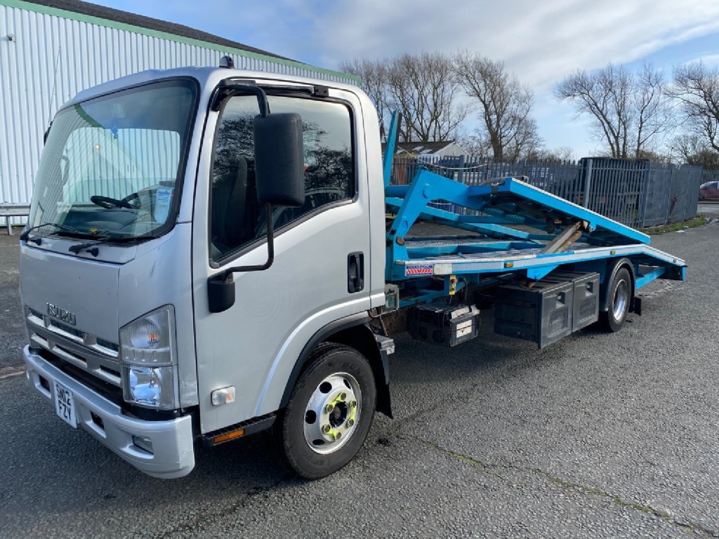 ISUZU N75.190 75H + Roger Dyson 2 Car Transporter body. + Winch  2012