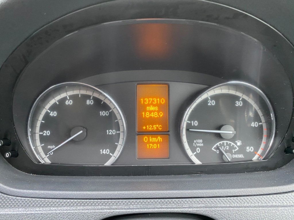 MERCEDES-BENZ VITO 113 CDi BlueEFFICIENCY Traveliner Extra Long 9 Seat  2014