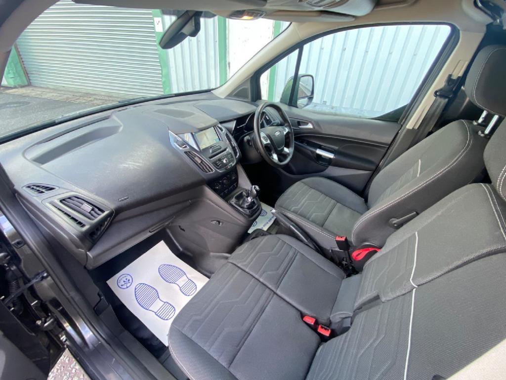 FORD TRANSIT CONNECT 1.5 TDCi 120  200 Limited Metallic Grey.  2018