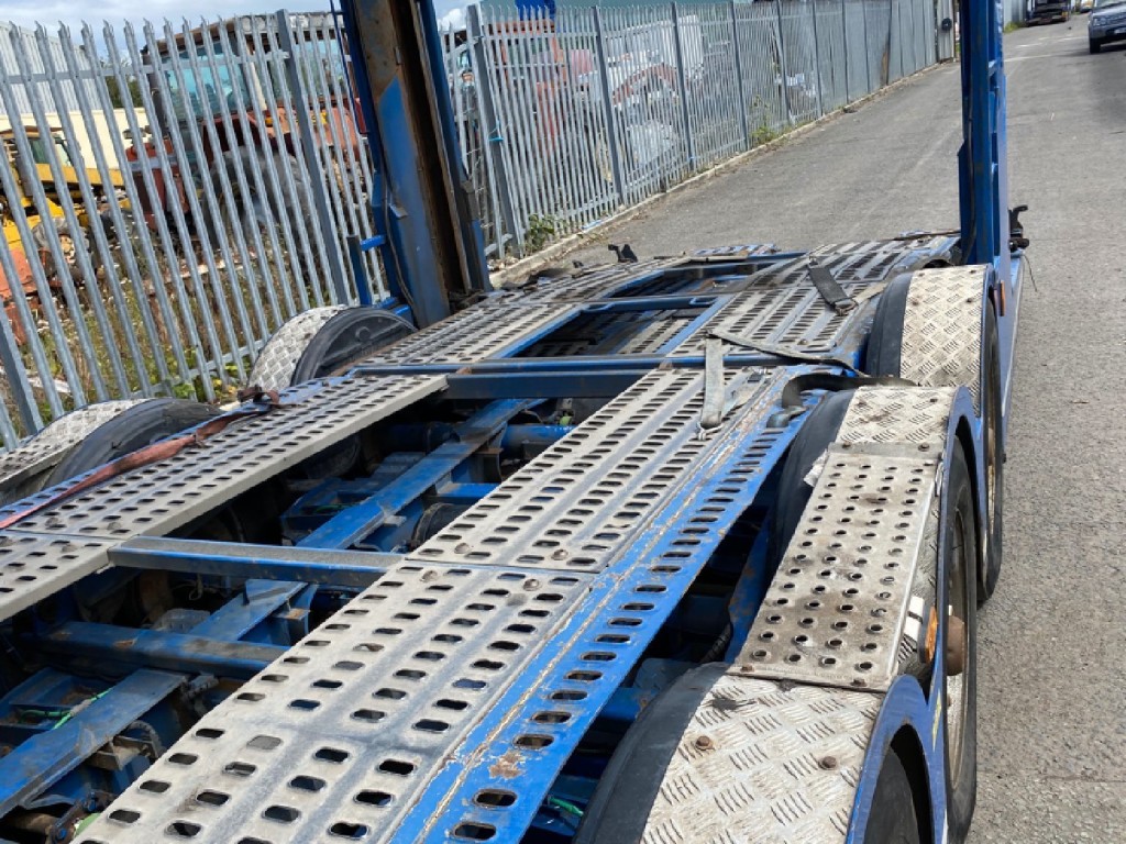 IVECO STRALIS 440S46  + Transporter Engineering EVO Car Transporter. 2016