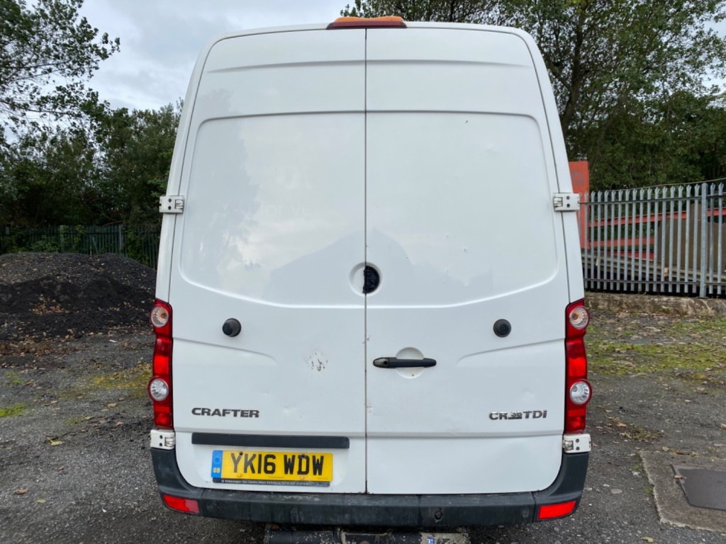 VOLKSWAGEN CRAFTER CR35 TDI MWB High Roof Panel Van. 2016