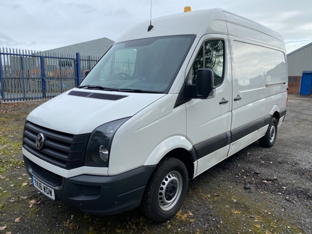 VOLKSWAGEN CRAFTER CR35 TDI MWB High Roof Panel Van. 2016