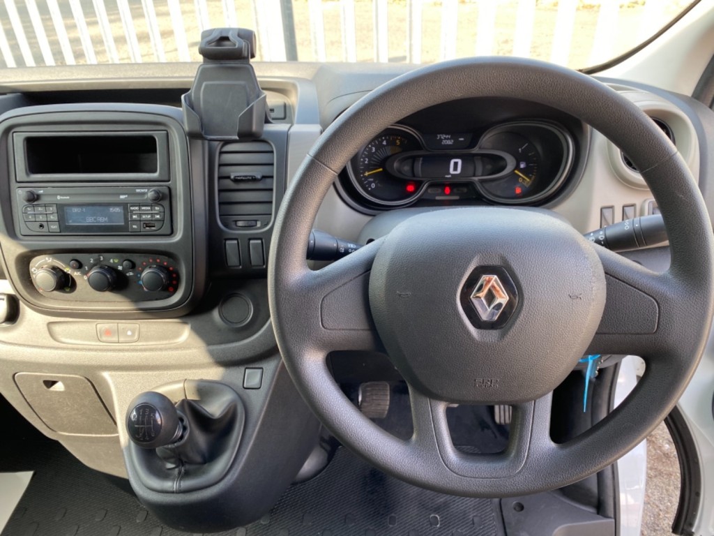 RENAULT TRAFIC SL27 BUSINESS PLUS DCI  37k 2016