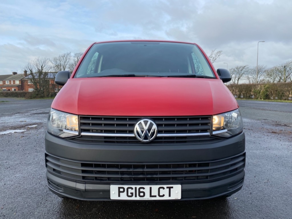 VOLKSWAGEN TRANSPORTER T28 TDI STARTLINE BLUEMOTION LWB + TAILGATE. 27855  MILES 2016