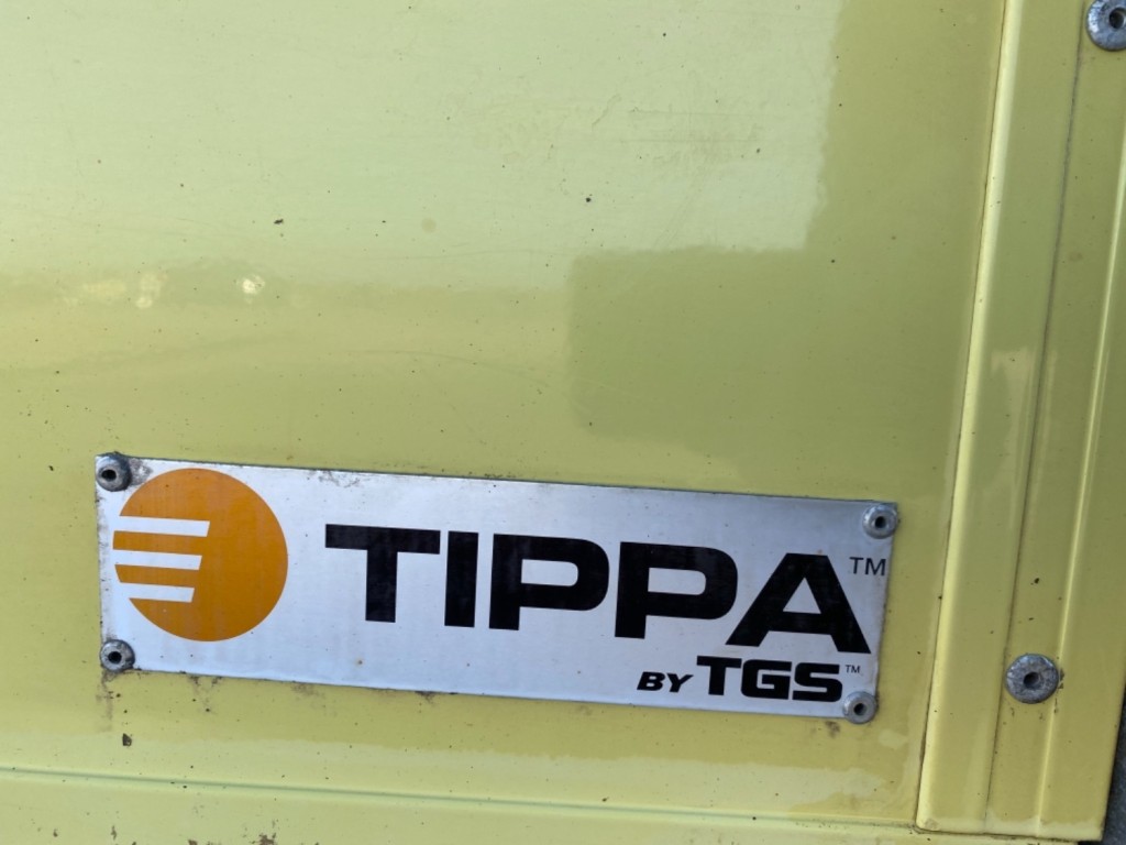 PEUGEOT BOXER Double Cab Dropside Tipper. 47650 Miles. 1 Owner. FSH 2014