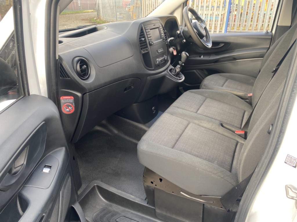 MERCEDES-BENZ VITO 111 CDI LWB Van 28K. FSH. 1 Owner. 2017
