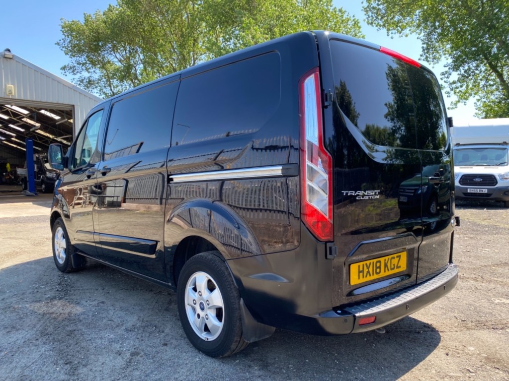 FORD TRANSIT CUSTOM 290 LIMITED . BLACK. AC. DAB. CRUISE. BLUETOOTH. 2018
