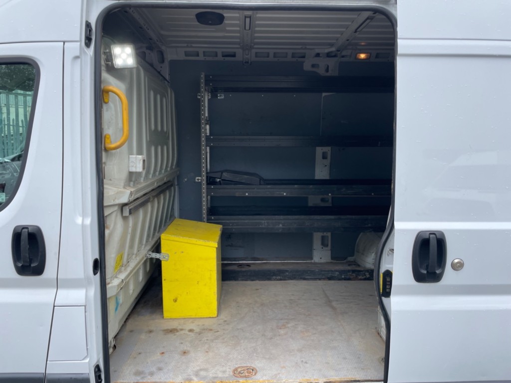 FIAT DUCATO 2.3 Multijet 2 . 150 BHP L2H2 Panel Van 2017