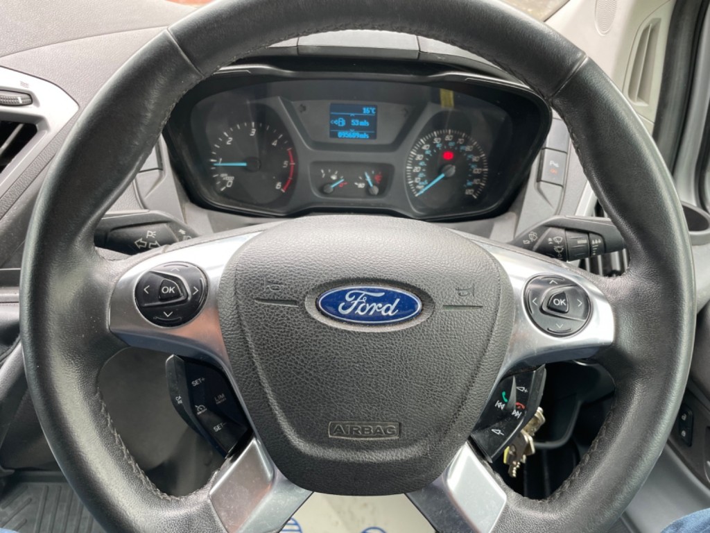 FORD TRANSIT CUSTOM 310 TREND High Roof. Silver. Aircon. 2015