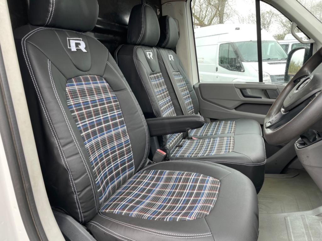 VOLKSWAGEN CRAFTER CR35 TDI MWB TRENDLINE. DAB. B-Tooth. Cruise.1 Owner. 2019