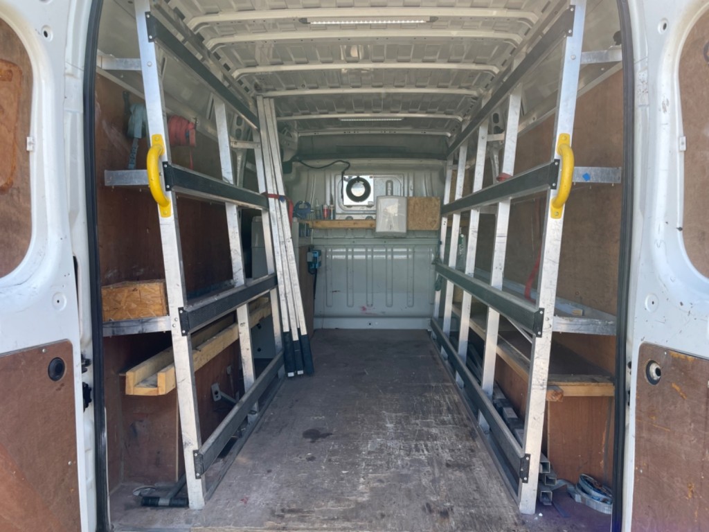PEUGEOT BOXER BLUE HDI 335 L3H2 PROFESSIONAL Glass Van. 2017