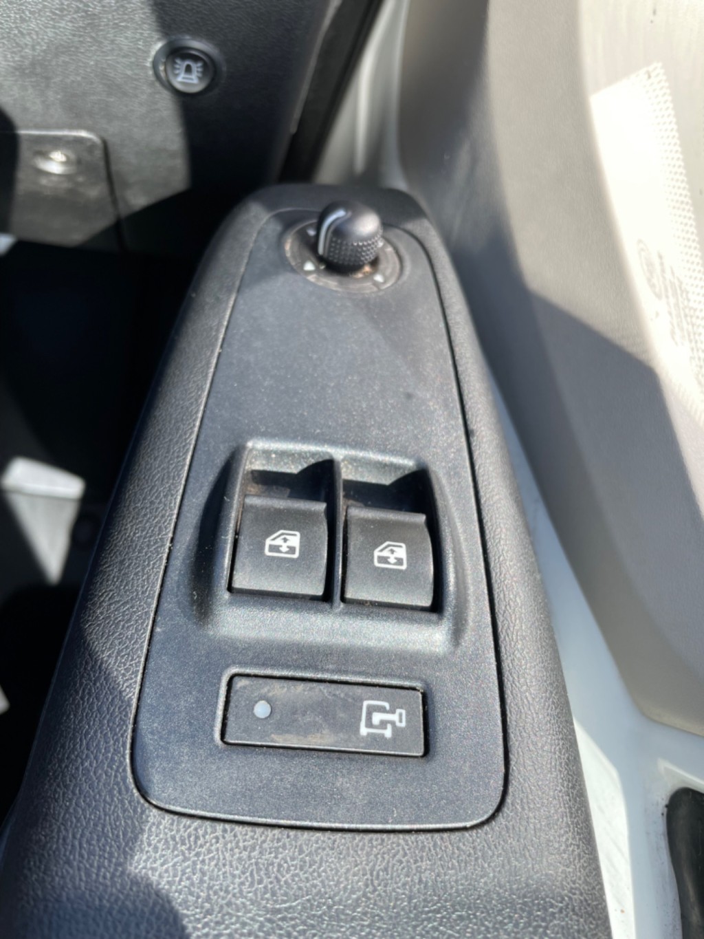 PEUGEOT BOXER BLUE HDI 335 L3H2 PROFESSIONAL Glass Van. 2017