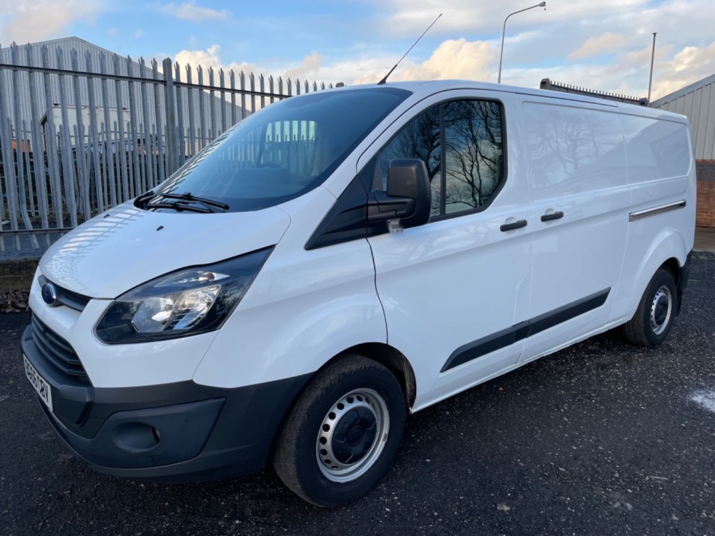 FORD TRANSIT CUSTOM 310. 2.0TDCi LWB Van.  Onboard Generator. 2016