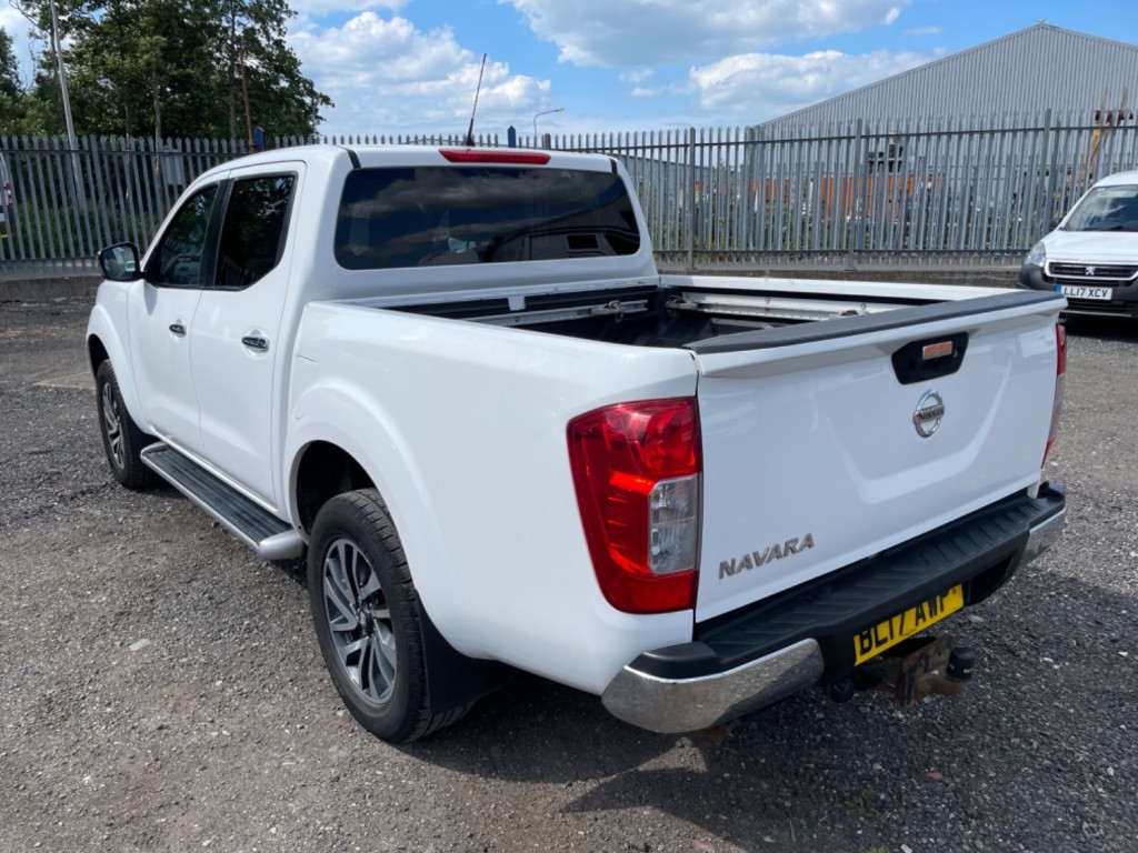 NISSAN NAVARA DCI N-CONNECTA 4X4 Double Cab Pickup.  Satnav. AC. B-tooth. 69k 2017