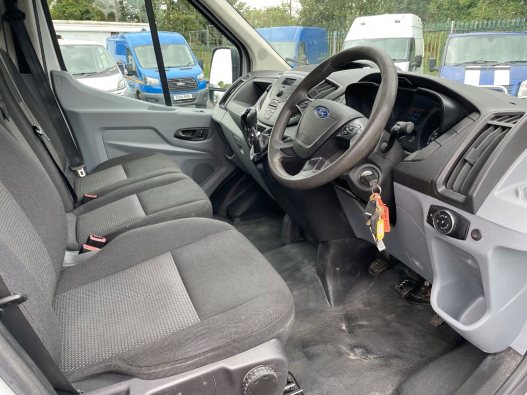 FORD TRANSIT 350 LWB Van. RWD. 125BHP. 2016