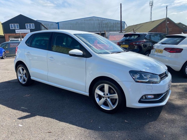 VOLKSWAGEN POLO 1.0 TSI SEL
