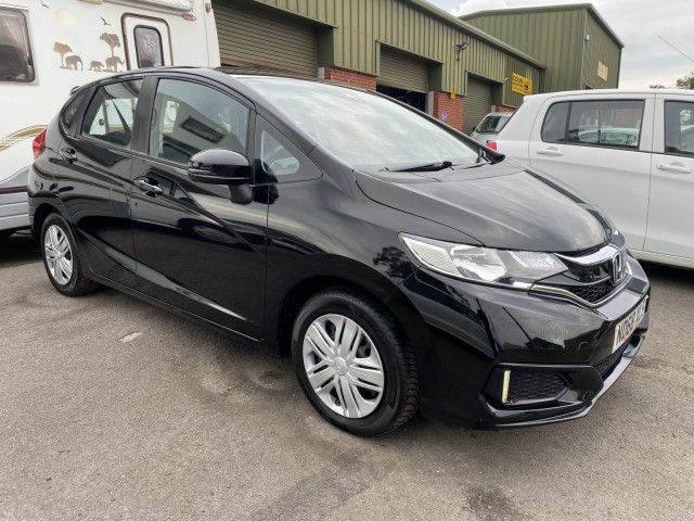 HONDA JAZZ 1.3 i-VTEC S