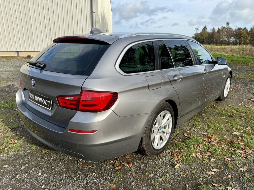 View BMW 5 SERIES 2.0 520d SE Touring