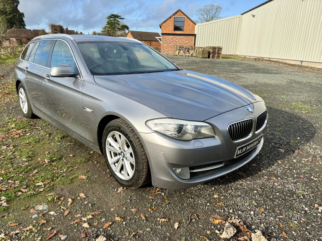 View BMW 5 SERIES 2.0 520d SE Touring
