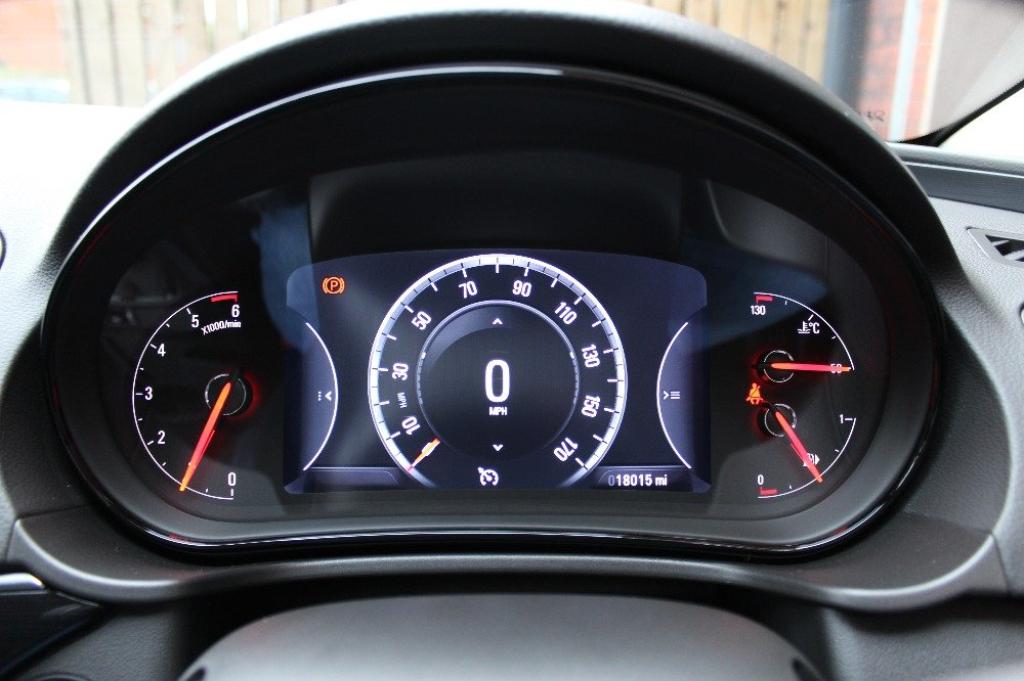 VAUXHALL INSIGNIA