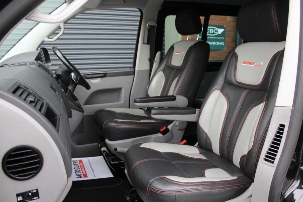 VOLKSWAGEN TRANSPORTER