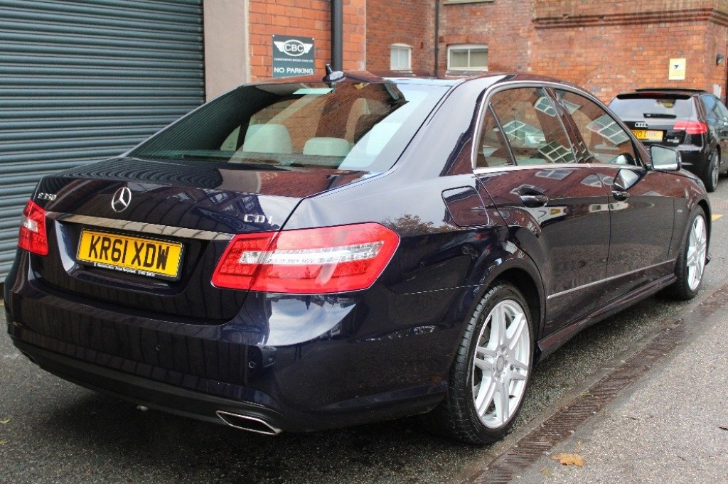 MERCEDES-BENZ E CLASS