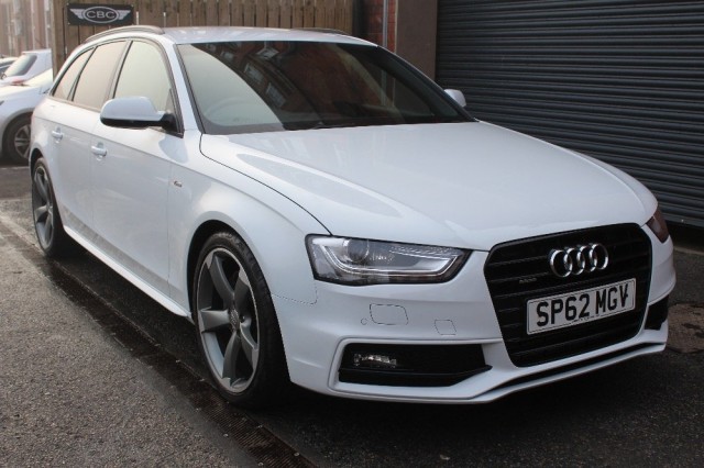 AUDI A4 AVANT AVANT TDI QUATTRO S LINE BLACK EDITION