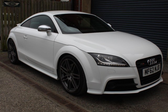 AUDI TTS 2.0 TFSI Black Edition 