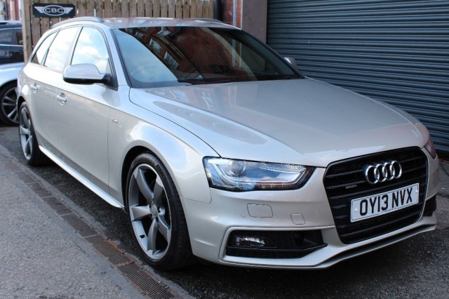 AUDI A4 AVANT AVANT TDI QUATTRO S LINE BLACK EDITION