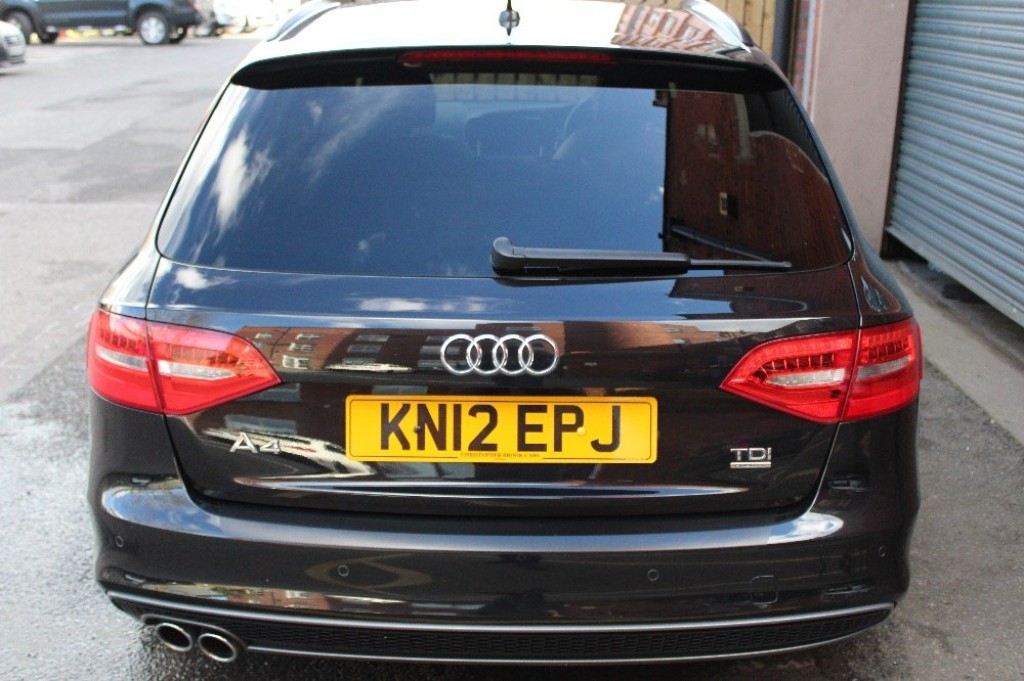 AUDI A4