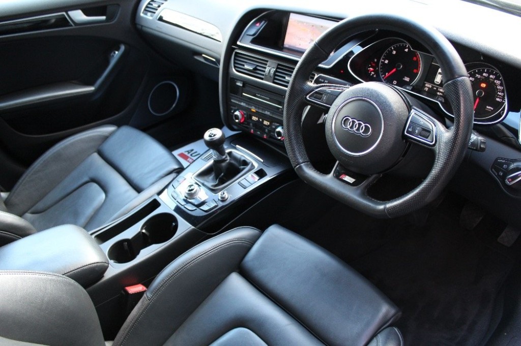 AUDI A4