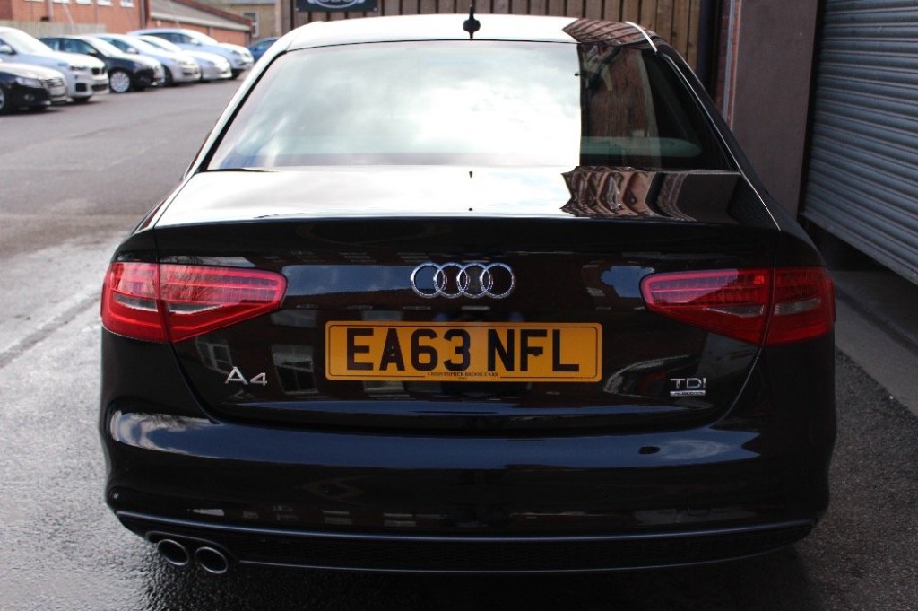 AUDI A4