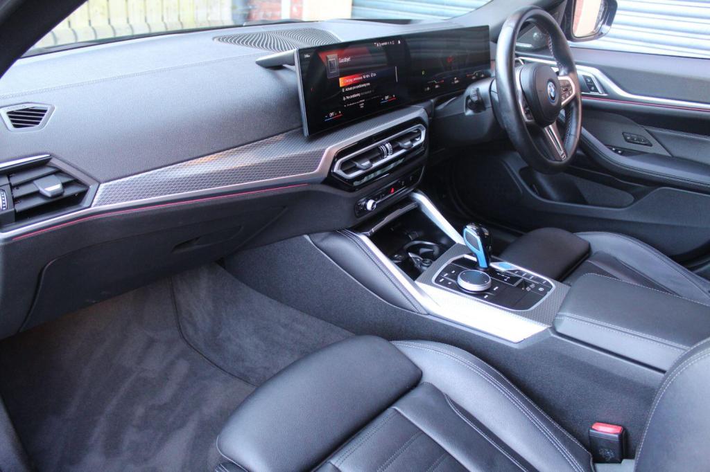 BMW I4
