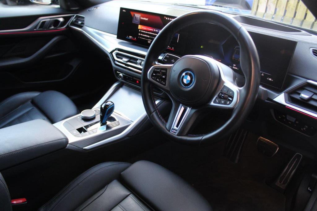 BMW I4