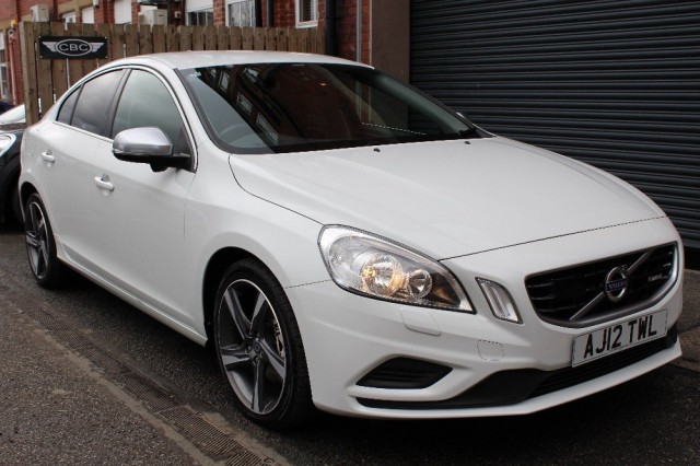 VOLVO S60 D4 R-DESIGN NAV