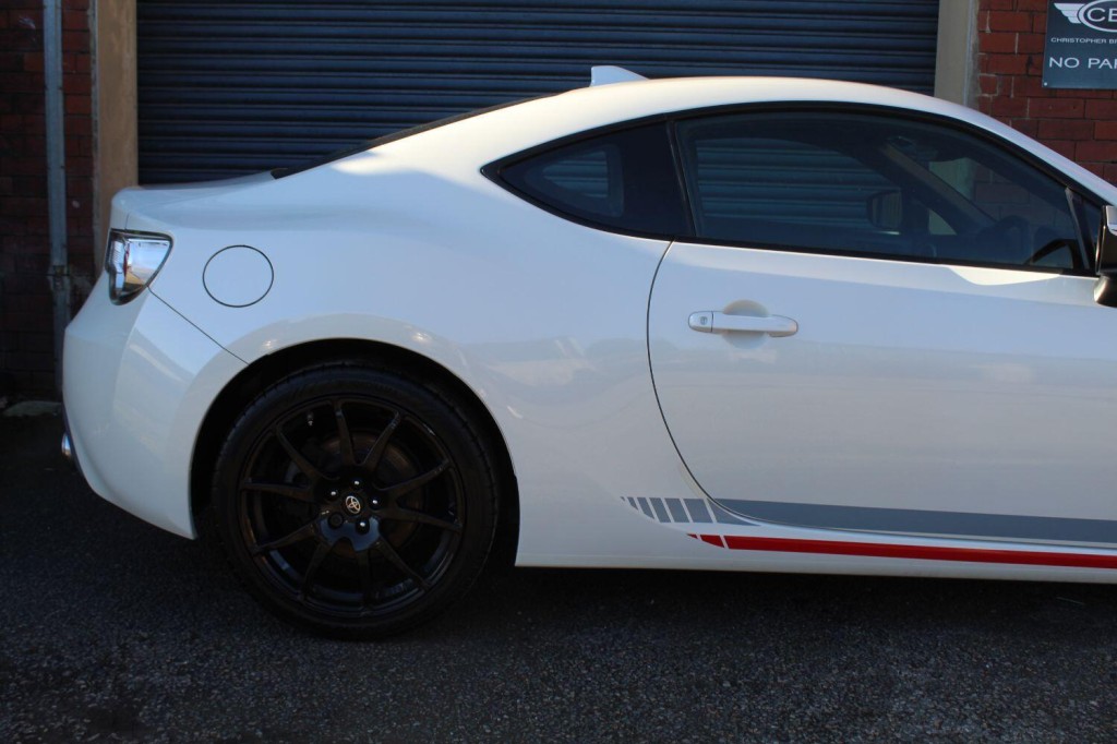 TOYOTA GT86