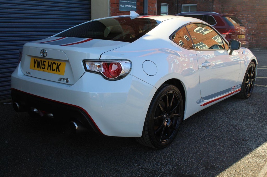 TOYOTA GT86
