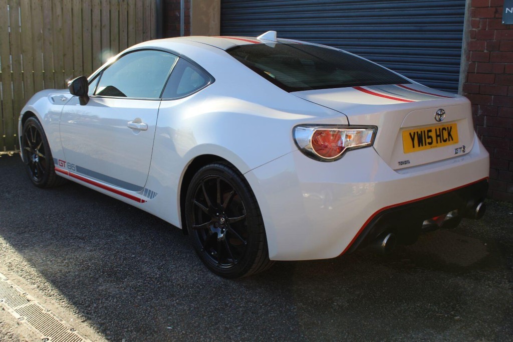 TOYOTA GT86