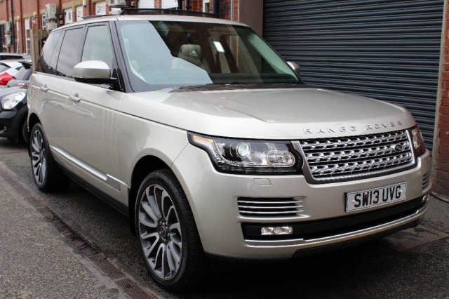 LAND ROVER RANGE ROVER SDV8 VOGUE SE